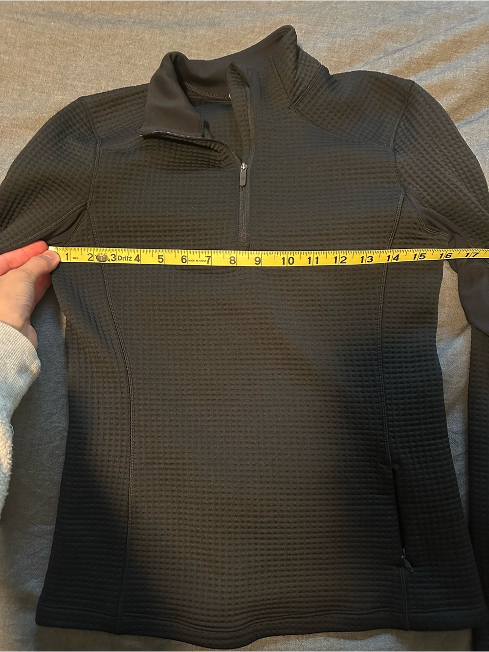Lululemon quarter zip - Picture 5 of 6
